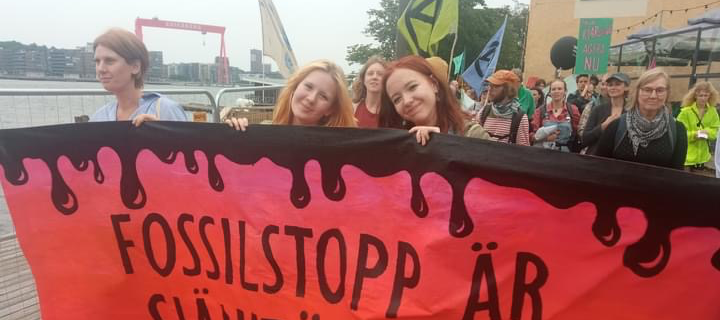 Nästan vid Röda Sten