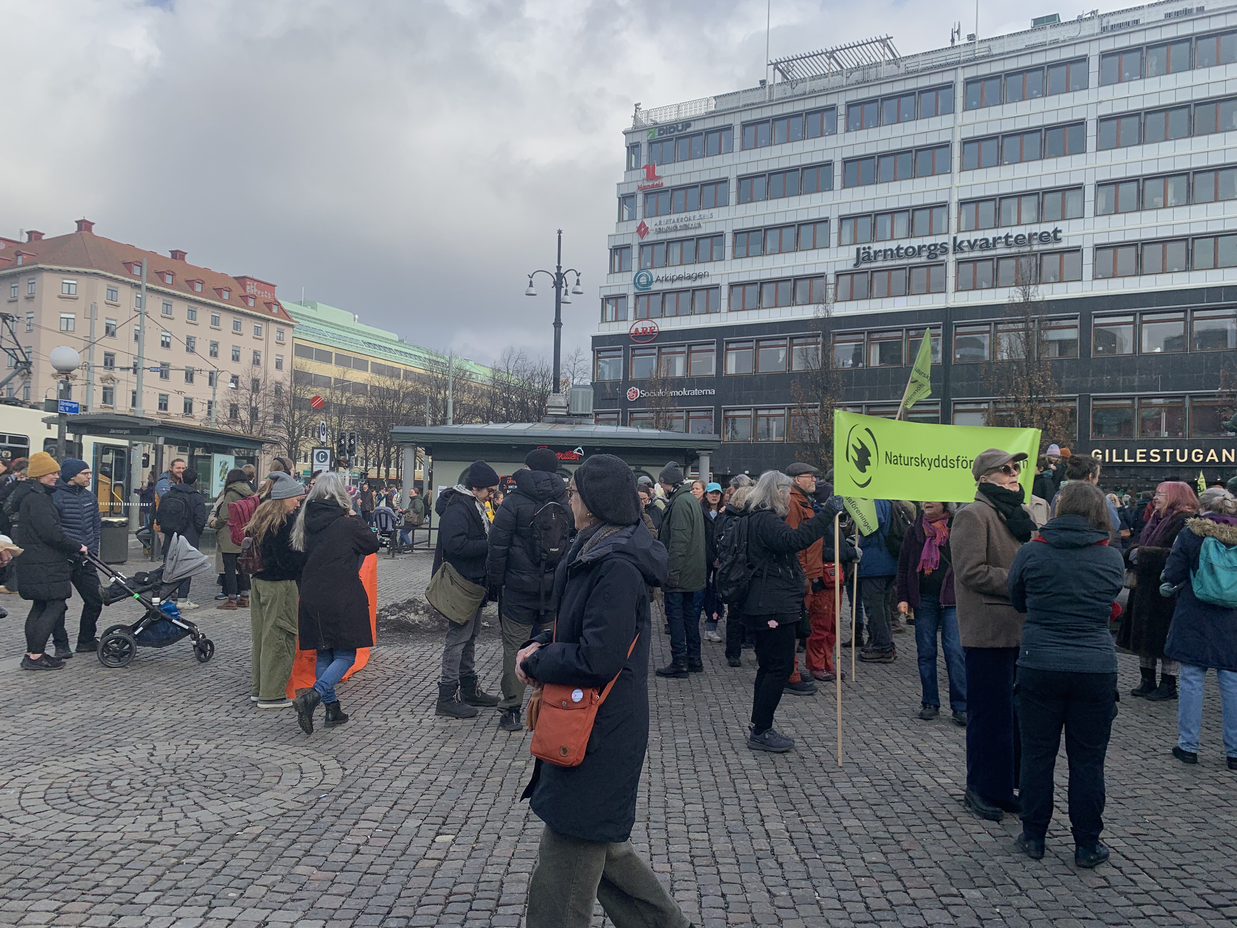 Järntorget — marschen formerar sig